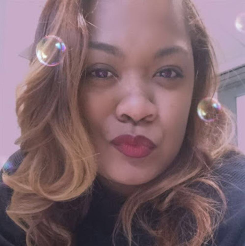 Meet your Posher, Renea